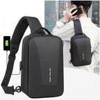 Bolsa Peitoral Masculina com Fecho de Senha e Entrada USB