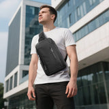 Bolsa Peitoral Masculina HK em Oxford Impermeável com Entrada USB